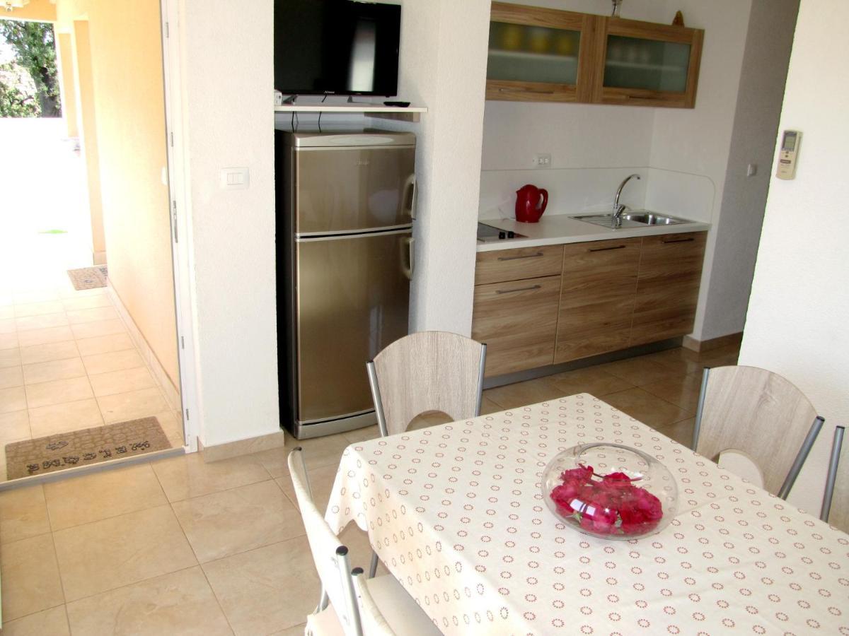 Sunny Apartments Bibinje Exterior foto